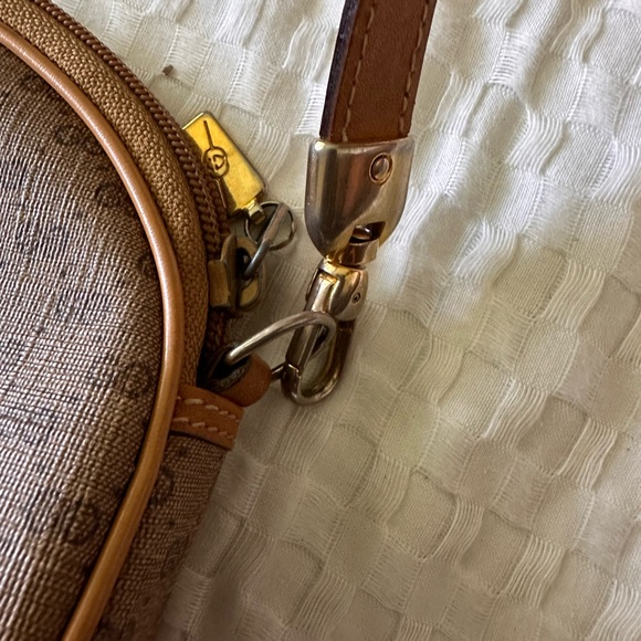 Vintage Gucci Crossbody - Picture 14 of 14